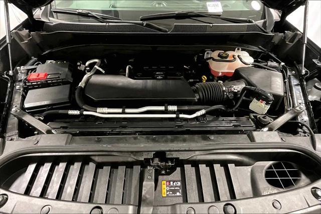 Photo of 2023 Black Chevrolet Silverado 1500