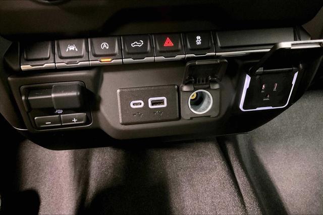 Photo of 2023 Black Chevrolet Silverado 1500