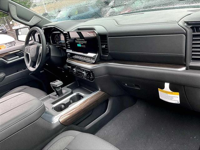 Photo of 2025 Summit White Chevrolet Silverado 1500