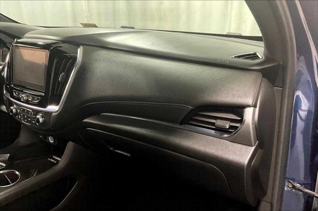 Photo of 2022 Northsky Blue Metallic Chevrolet Traverse