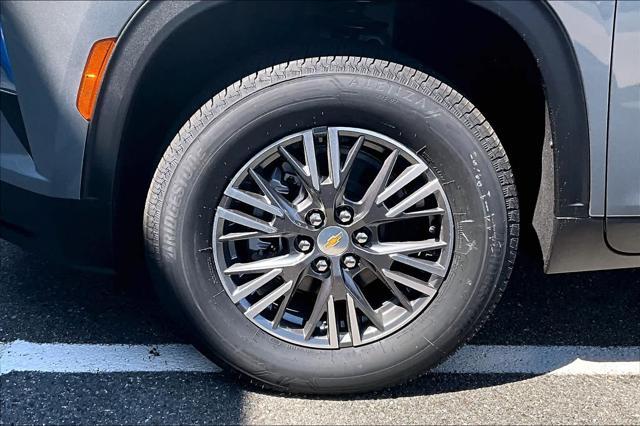 Photo of 2025 Sterling Gray Metallic Chevrolet Traverse