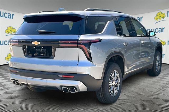Photo of 2025 Sterling Gray Metallic Chevrolet Traverse