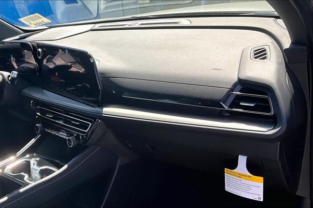 Photo of 2025 Sterling Gray Metallic Chevrolet Traverse