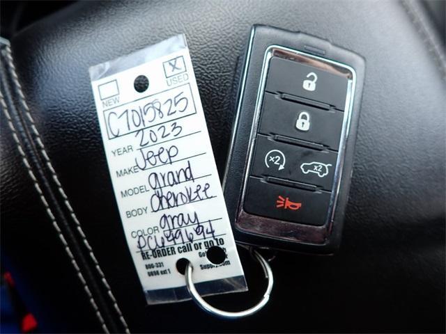 Photo of 2023 Metallic Jeep Grand Cherokee 4xe