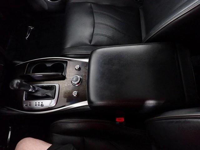 Photo of 2015 Black Obsidian INFINITI QX60