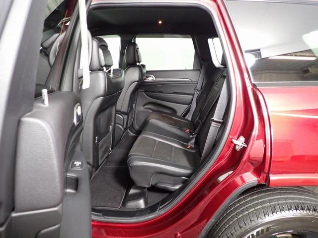 Photo of 2020 Velvet Red Pearlcoat Jeep Grand Cherokee