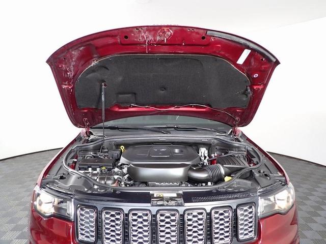 Photo of 2020 Velvet Red Pearlcoat Jeep Grand Cherokee