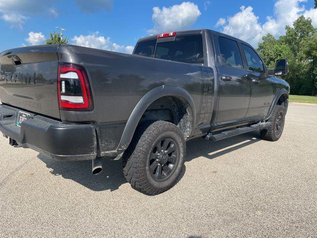 Photo of 2024 Granite Crystal Metallic Clearcoat RAM 2500