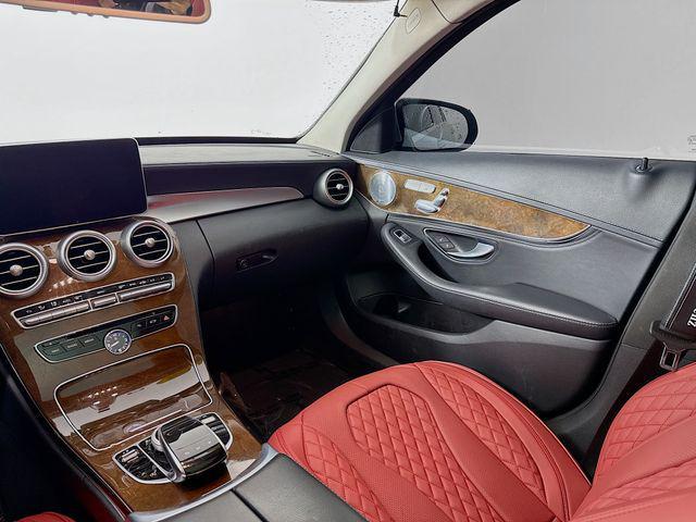 Photo of 2016 Iridium Silver Metallic Mercedes-Benz C-Class