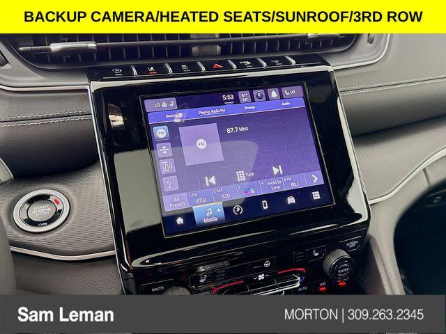 Photo of 2025 Silver Zynith Jeep Grand Cherokee L