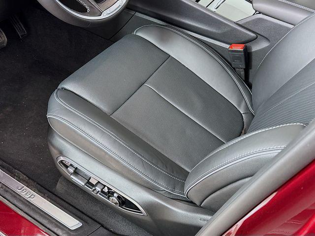 Photo of 2025 Velvet Red Pearlcoat Jeep Grand Cherokee L