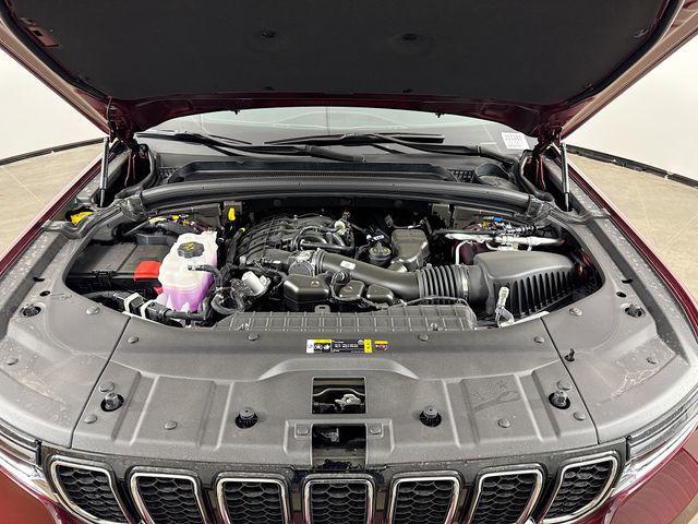 Photo of 2025 Velvet Red Pearlcoat Jeep Grand Cherokee L