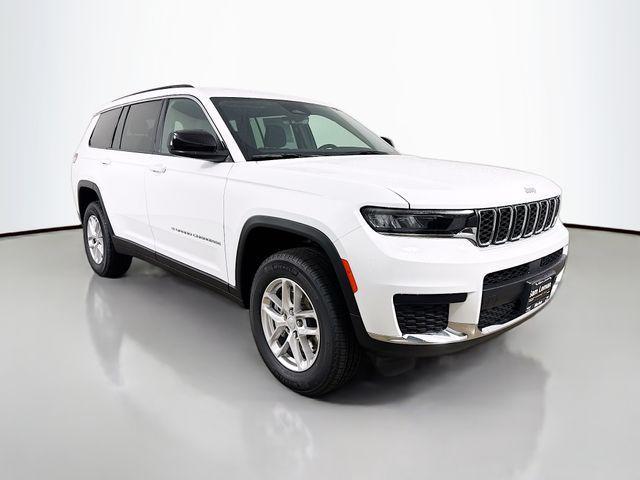 Photo of 2025 Bright White Clearcoat Jeep Grand Cherokee L