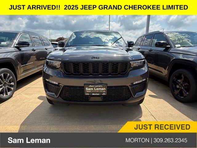 Photo of 2025 Baltic Gray Metallic Clearcoat Jeep Grand Cherokee
