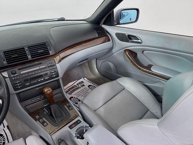 Photo of 2001 Steel Blue Metallic BMW 325