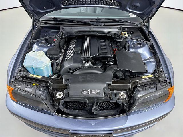 Photo of 2001 Steel Blue Metallic BMW 325