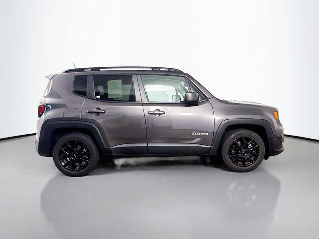 Photo of 2021 Granite Crystal Metallic Clearcoat Jeep Renegade