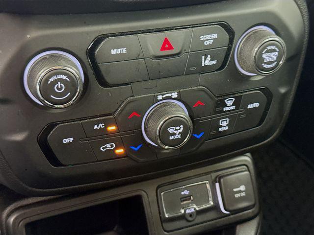 Photo of 2021 Granite Crystal Metallic Clearcoat Jeep Renegade