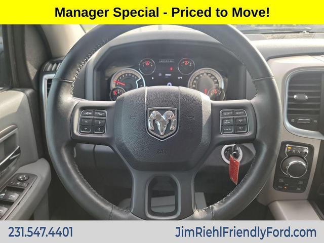 Photo of 2014 Bright White Clearcoat RAM 1500