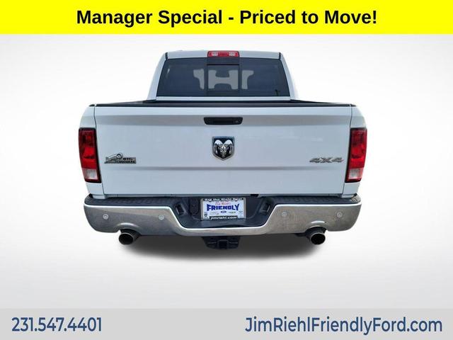 Photo of 2014 Bright White Clearcoat RAM 1500
