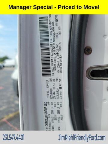 Photo of 2014 Bright White Clearcoat RAM 1500