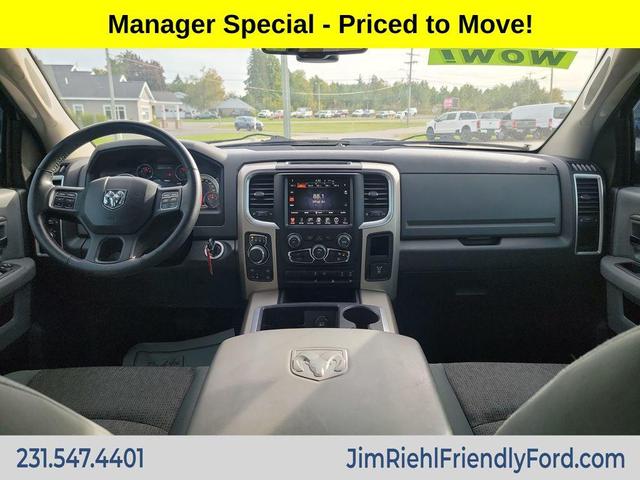 Photo of 2014 Bright White Clearcoat RAM 1500