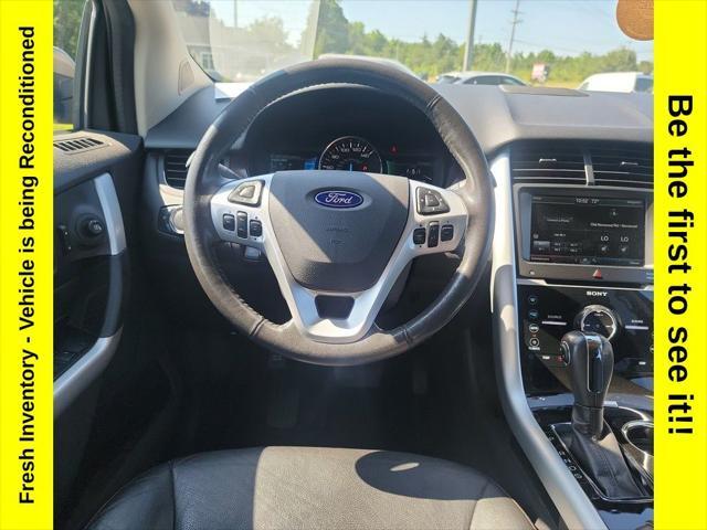 Photo of 2014 Mineral Gray Metallic Ford Edge