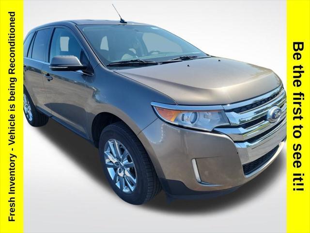 Photo of 2014 Mineral Gray Metallic Ford Edge