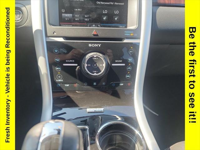 Photo of 2014 Mineral Gray Metallic Ford Edge