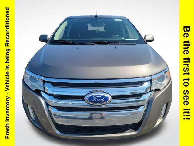 Photo of 2014 Mineral Gray Metallic Ford Edge