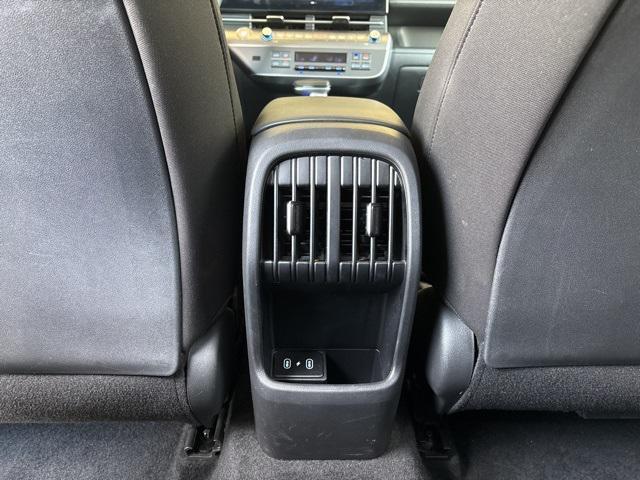 Photo of 2024 Ecotronic Gray Pearl Hyundai KONA