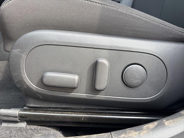 Photo of 2024 Ecotronic Gray Pearl Hyundai KONA