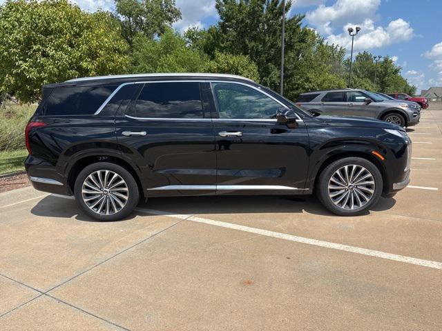Photo of 2024 Abyss Black Pearl Hyundai PALISADE
