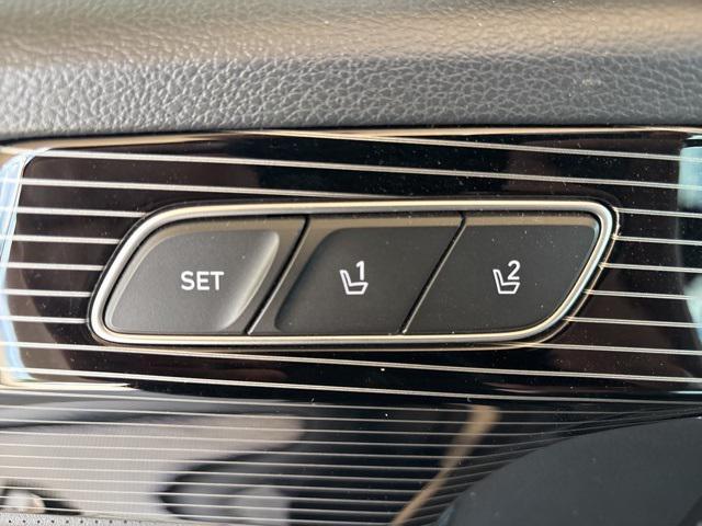 Photo of 2024 Abyss Black Pearl Hyundai PALISADE