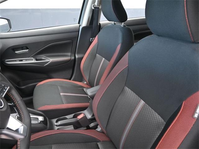 Photo of 2025 Gun Metallic Nissan Versa