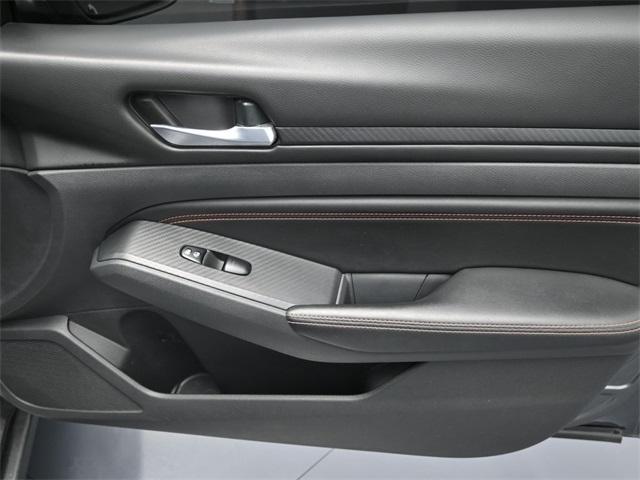 Photo of 2021 Gun Metallic Nissan Altima