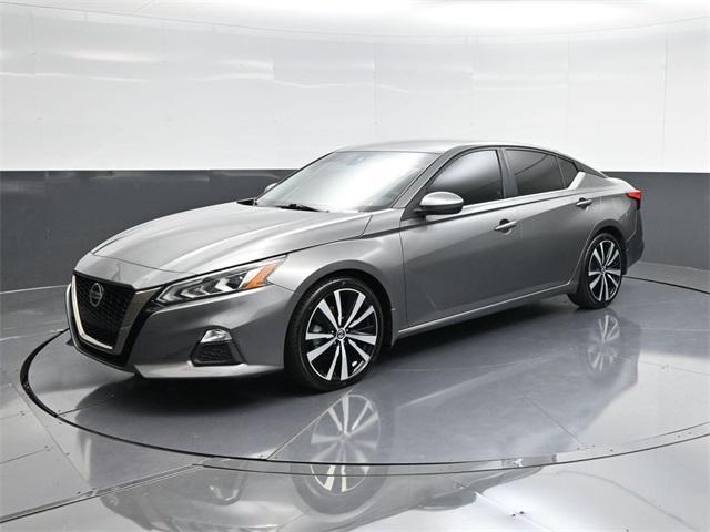 Photo of 2021 Gun Metallic Nissan Altima