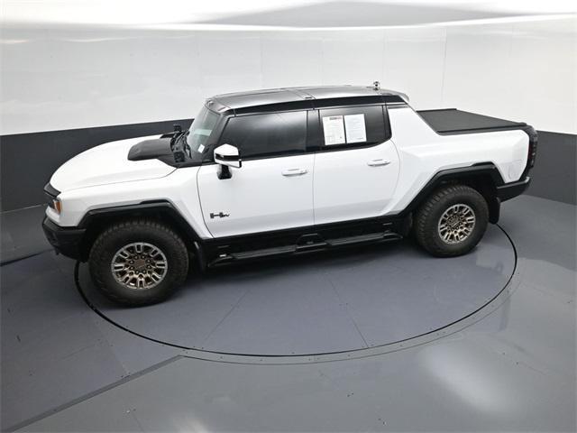 Photo of 2022 White GMC HUMMER EV