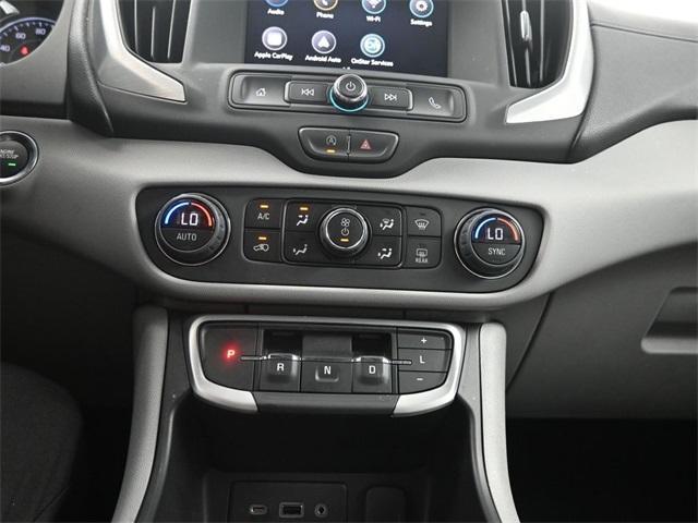 Photo of 2023 Summit White GMC Terrain