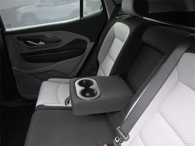 Photo of 2023 Summit White GMC Terrain
