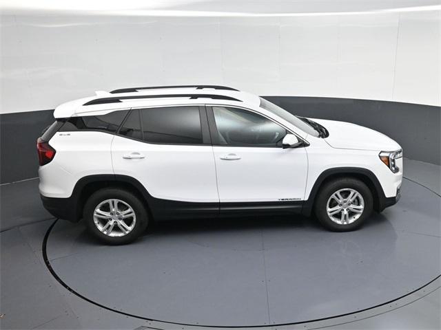 Photo of 2023 Summit White GMC Terrain