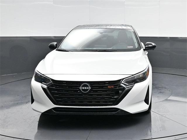 Photo of 2025 White Nissan Sentra