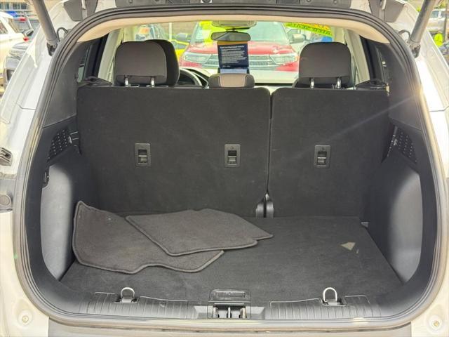 Photo of 2022 Oxford White Ford Escape