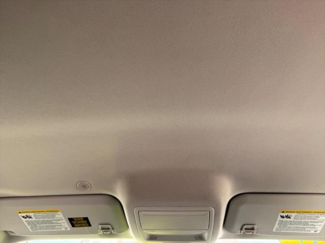 Photo of 2022 Oxford White Ford Escape