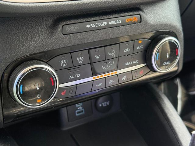 Photo of 2022 Oxford White Ford Escape
