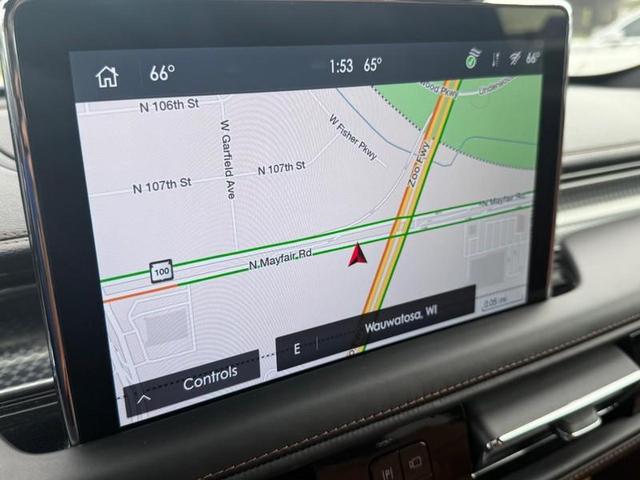 Photo of 2023 Radiance Metallic Lincoln Aviator