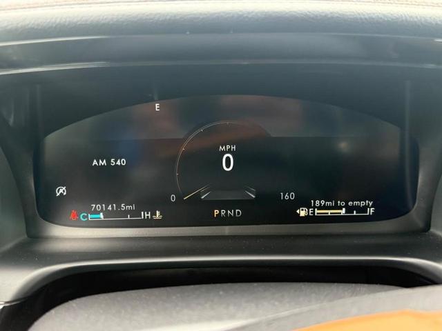 Photo of 2023 Radiance Metallic Lincoln Aviator