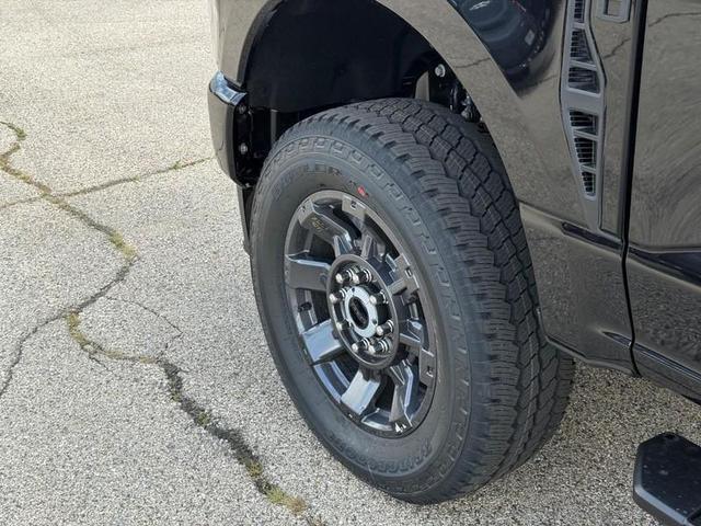 Photo of 2026 Agate Black Metallic Ford F-250