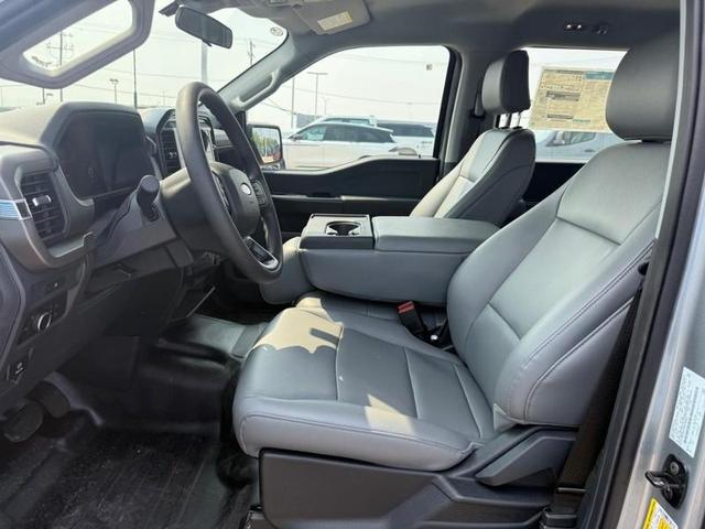 Photo of 2025 Iconic Silver Metallic Ford F-150