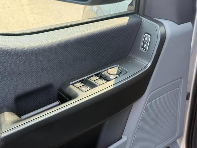 Photo of 2025 Iconic Silver Metallic Ford F-150